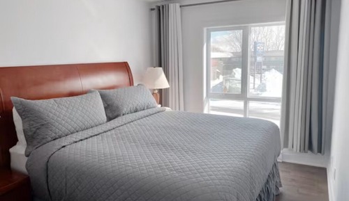 Economy Suite
