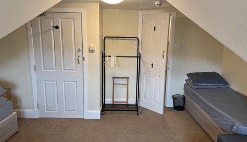 Basic Quadruple Room, Ensuite