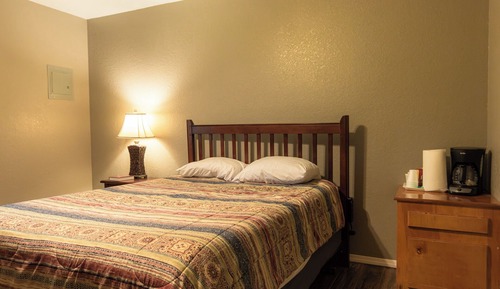 Two Bedroom, Lake Texoma, Lake View - No Pets