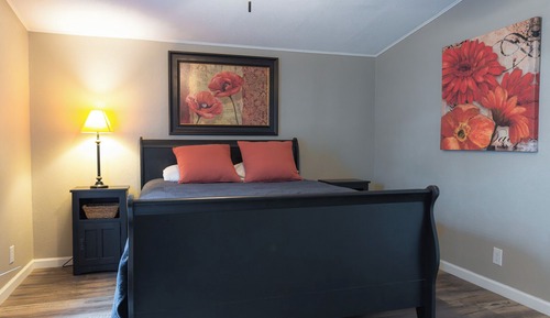 Charming Home, Lake View and Access - No Pets