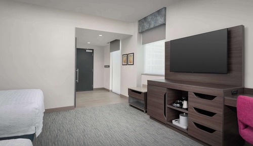 Room, 2 Queen Beds, Accessible (Mobility & Hearing), Roll-in Shower