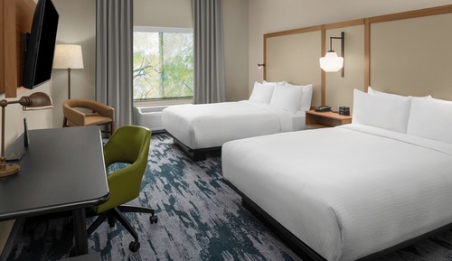 Room, 2 Queen Beds (Mobility Accessible, Tub)