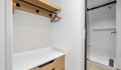 Room, 1 King Bed, Non Smoking (Mobility, Bathtub w/Grab Bars)