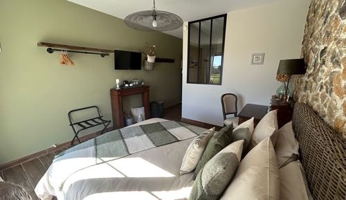 Room (Dreuille)