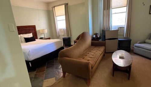 Signature Studio Suite