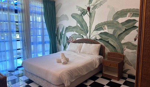 Deluxe 3-Bedroom apartment