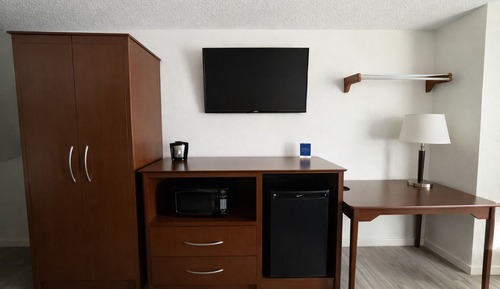 Standard Room, Accessible, Non Smoking