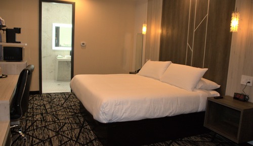 Standard Room, 1 King Bed, Non Smoking