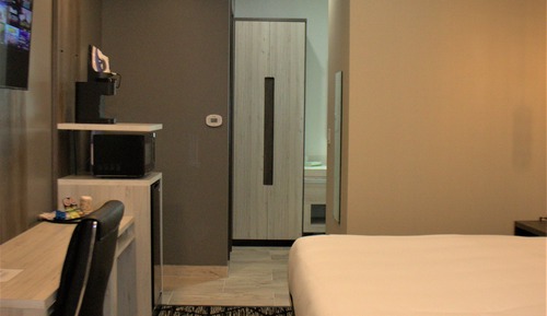 Studio Suite, 1 King Bed, Non Smoking, Hot Tub