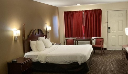 Standard Room, 1 King Bed, Non Smoking
