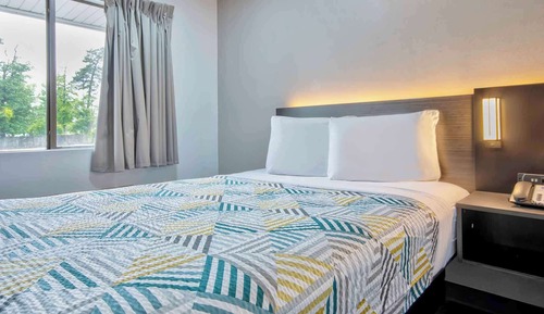Standard Room, 2 Double Beds, Smoking, Kitchenette