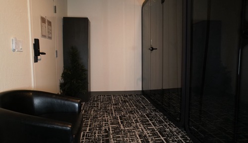 Shared Premium cabin mixed room