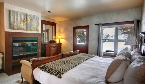 Elite Room
