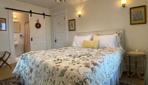 Loire Valley Room