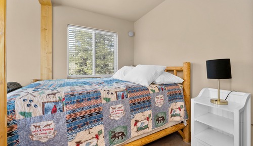 Badger 1 Bedroom Cabin Private Bath