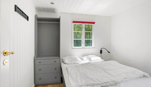 Basic Cabin