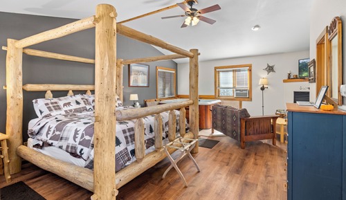 Romantic Cabin
