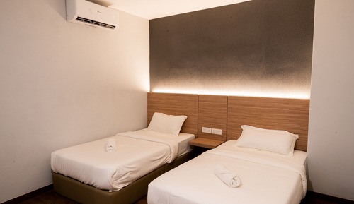 Deluxe Twin Room