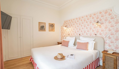Chambre Familiale Vue Cour