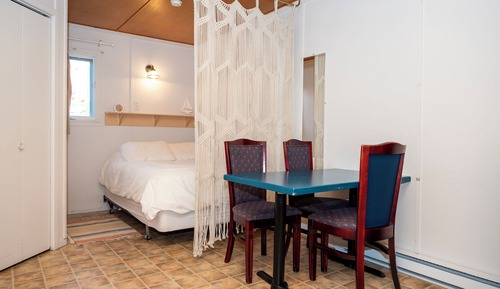 Standard Studio, 1 Double Bed, Partial Sea View