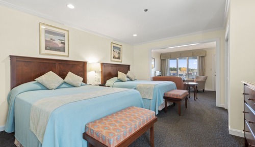 Ireland House 2nd Floor 2 Queen Beds