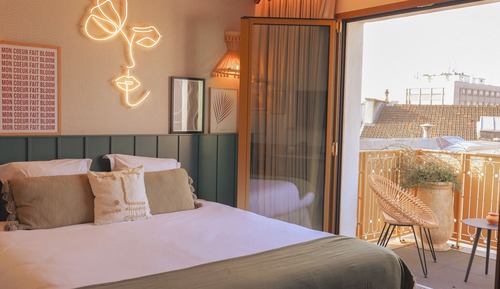 Superior Room, 1 Queen Bed (Superior with balcony Montmartre View)