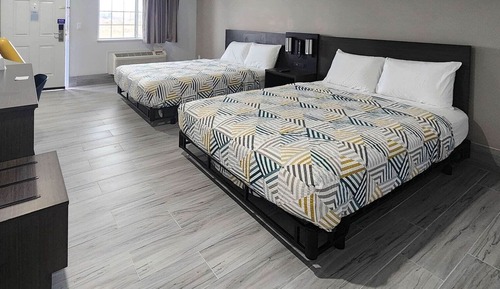 Standard Room, 2 Queen Beds, Non Smoking