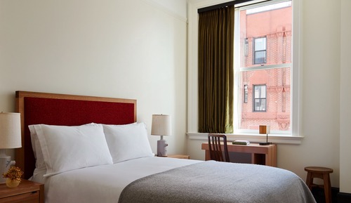 Accessible Studio Queen