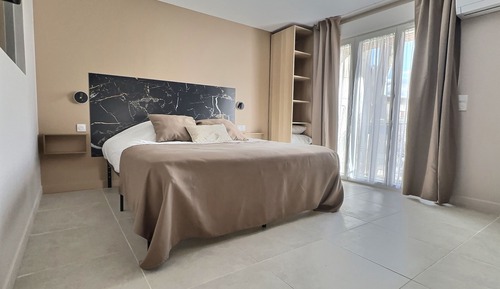 2-bedroom apartment with cinema screen