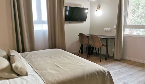 Comfort Apartment, Ensuite, Canal View (Banyuls)