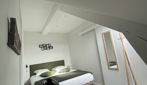 Deluxe Apartment