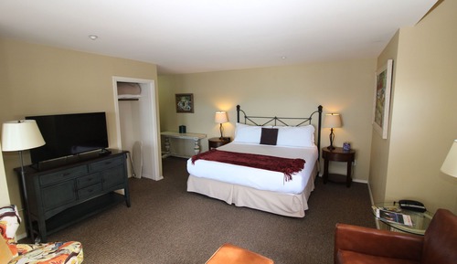 Premium King Room Bay View Balcony