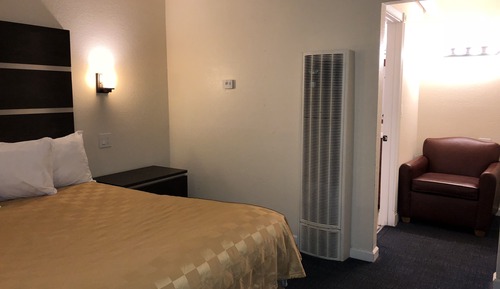 Standard Room, 2 Double Beds, Non Smoking