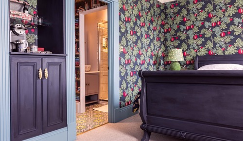 Marvellous Room (Garden view)