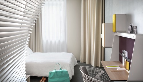 Premium Double Room (snacks & drinks self service in the Lounge Club)