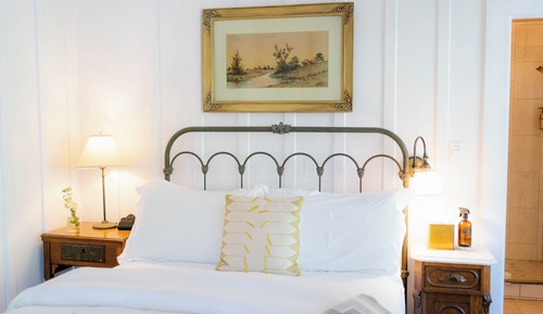 Deluxe Room, 1 Bedroom, Patio, Garden Area