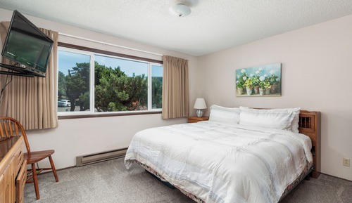 12 Oceanfront 2nd Floor