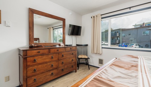 18 Oceanfront 2nd Floor