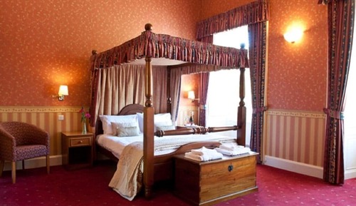 Double Room (Four Poster)