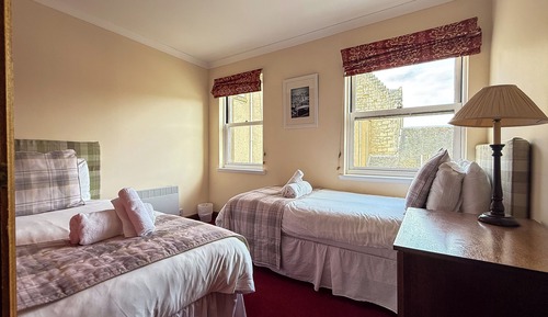 Standard Apartment, 3 Bedrooms, Pets Allowed, Garden View