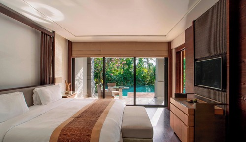 The Ritz-Carlton Suite, 1 Bedroom, Lagoon Access