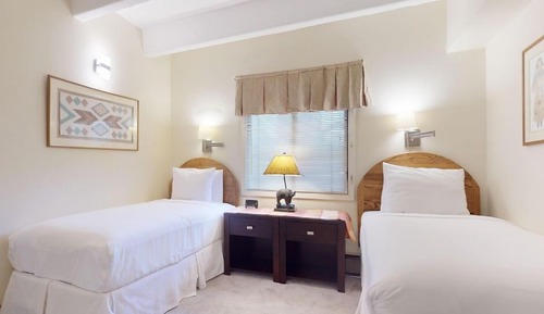 Condo (With 2 bath)