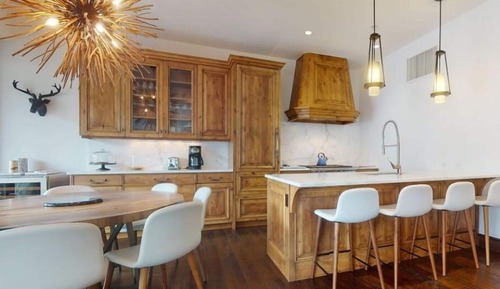 Penthouse, 3 Bedrooms (With 3 bath)