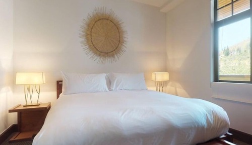 Condo (With 3 bath)
