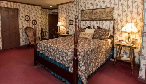 Executive Room - 1st & 2nd Floors - No Elevators