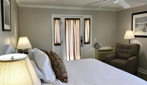 Premium Room, 1 King Bed