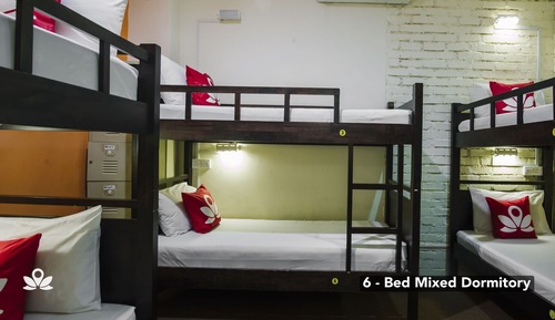 6-Bed Mixed Dorm
