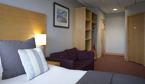 Family Room, Pitch View