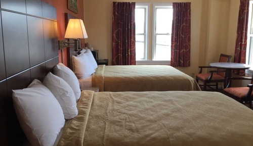 Deluxe Room, 2 Queen Beds, Non Smoking 