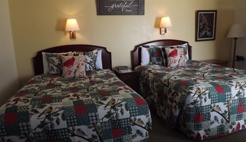 2 Queen Beds, Hill View, Ground Floor